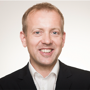 Dr Tobias Garstecki